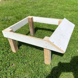 Pine Hive Stand with Legs & Landing Board (Holme Farm)